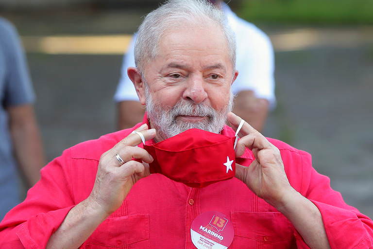 Lula recebe alta após ficar 3 dias internado em SP