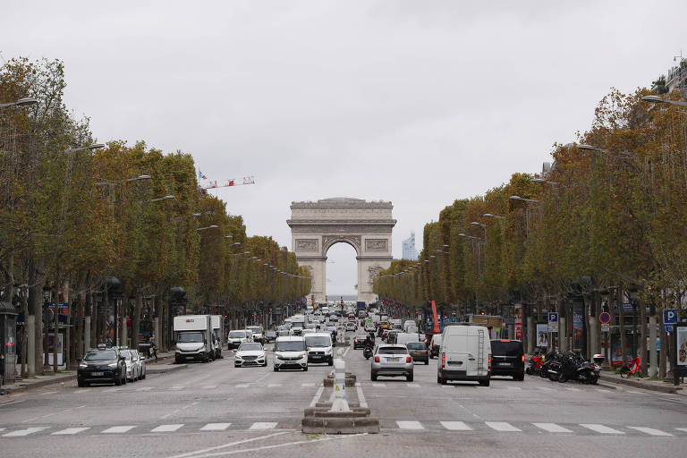 Como Paris, metrópoles devem consolidar mudanças para tirar espaço de carros