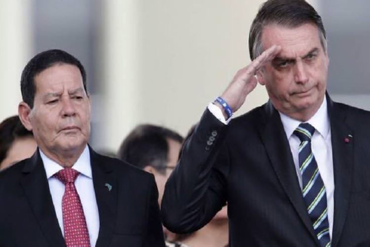 Bolsonaro exclui Mourão de reunião ministerial