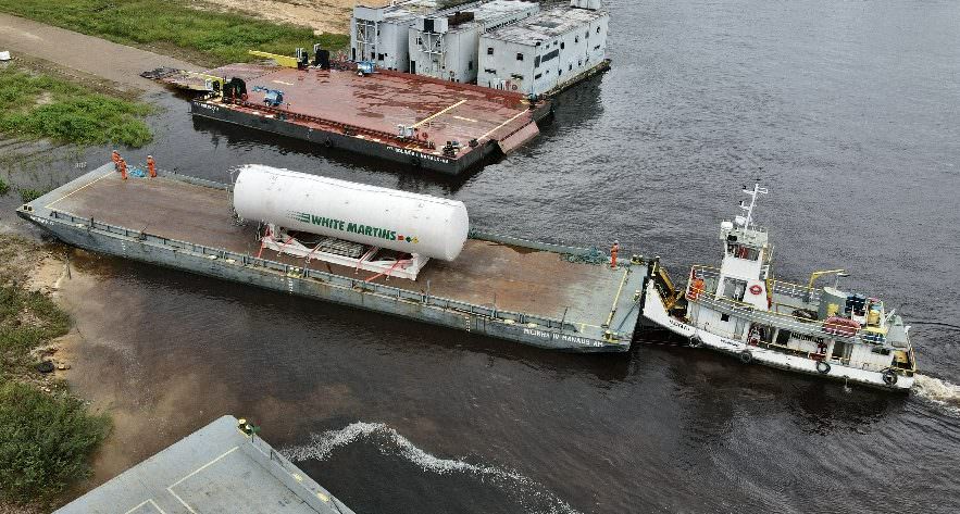 Manaus recebe tanque com 90 mil metros cúbicos de oxigênio