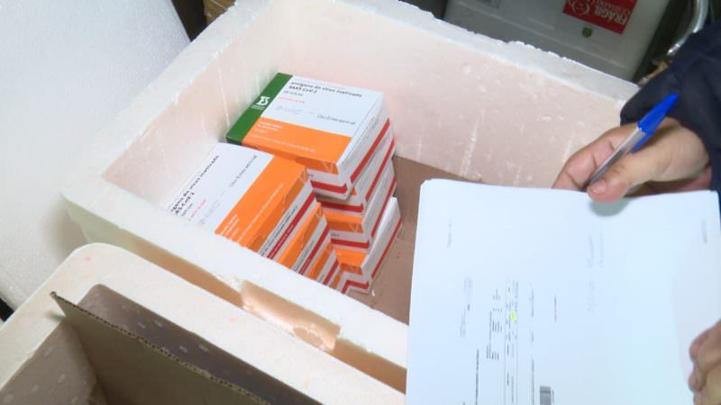 FVS-AM inicia distribuição da quarta remessa de vacinas para capital e interior