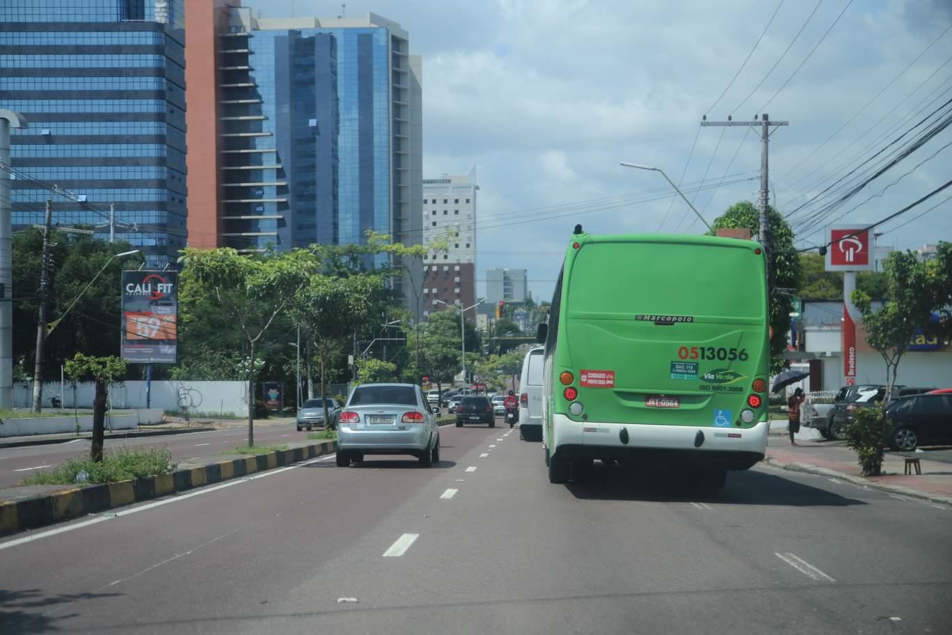 Ônibus voltam a circular normalmente em Manaus após paralisação