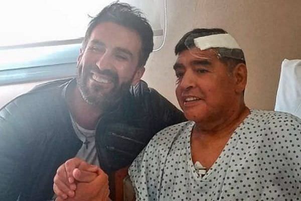 Mensagens de médico de Maradona indicam uso de maconha e temor com autópsia