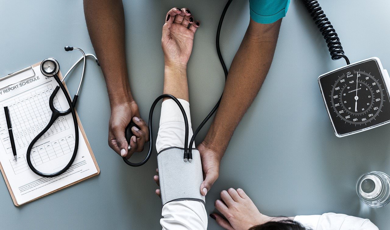 Médicos recomendam check-up pós-Covid para detectar e tratar sequelas da doença