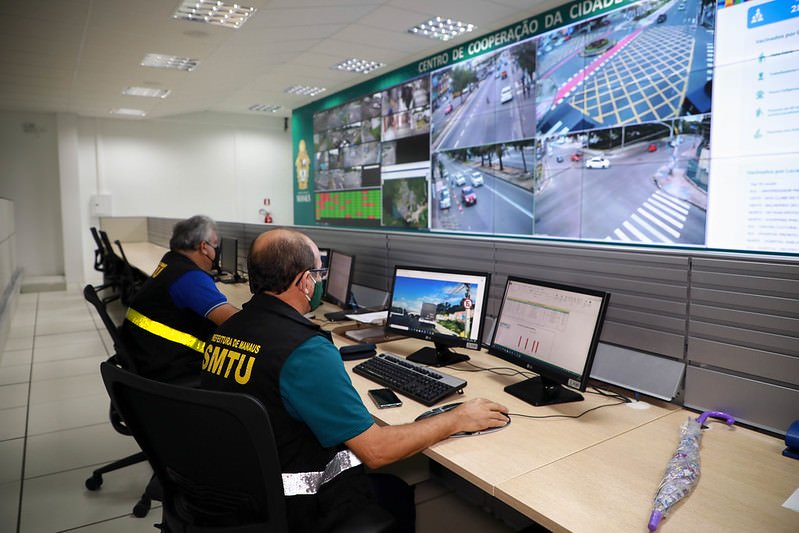 Frota de ônibus de Manaus é monitorada em tempo real pela prefeitura