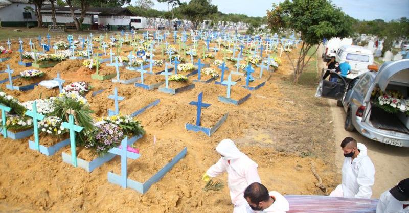 Manaus registra três sepultamentos por covid-19 em 24 horas
