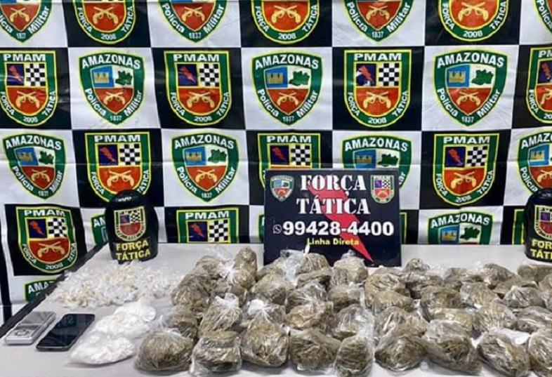 Polícia prende 25 pessoas, apreende drogas e recupera motocicletas em Manaus