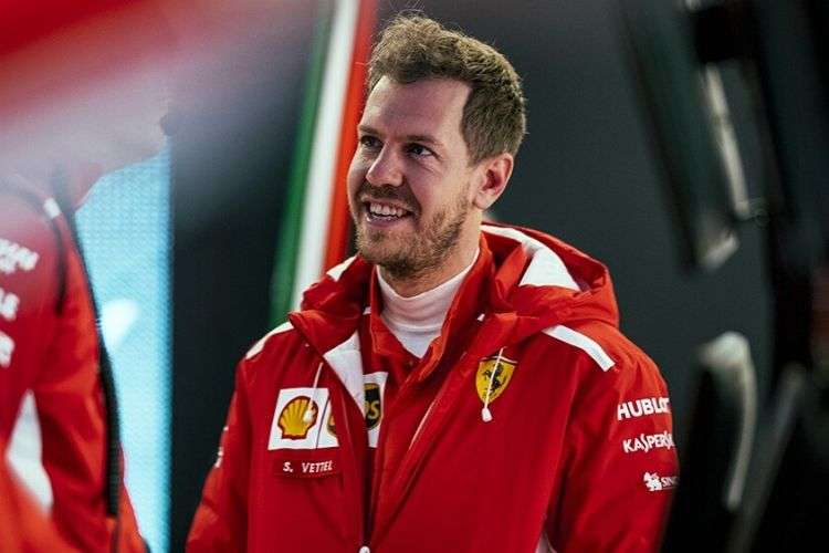 Com Vettel, Aston Martin volta ao grid da F-1 prometendo virar time grande