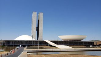 Prorrogados prazos de três medidas provisórias que tramitam no Congresso