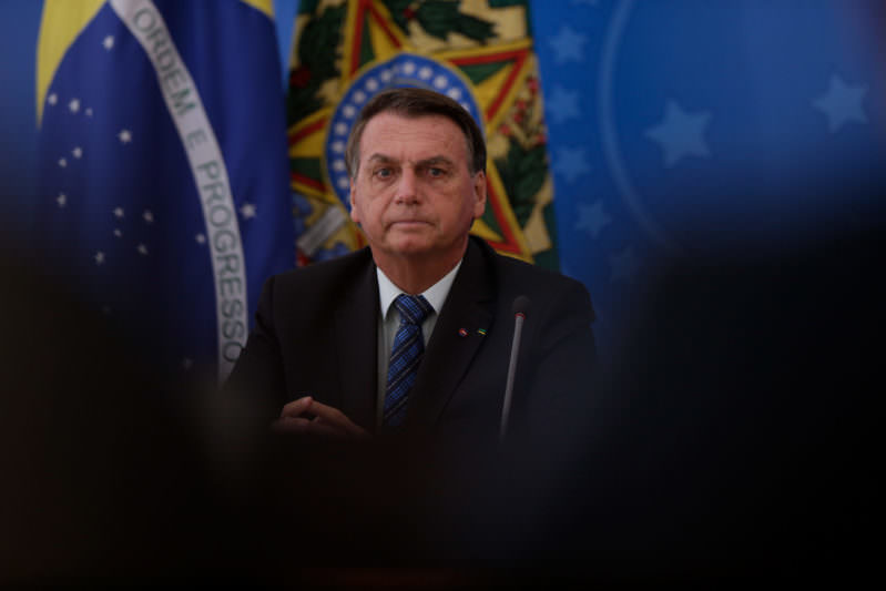 Bolsonaro vai ao encontro de Sarney pedir ajuda para acalmar Renan Calheiros