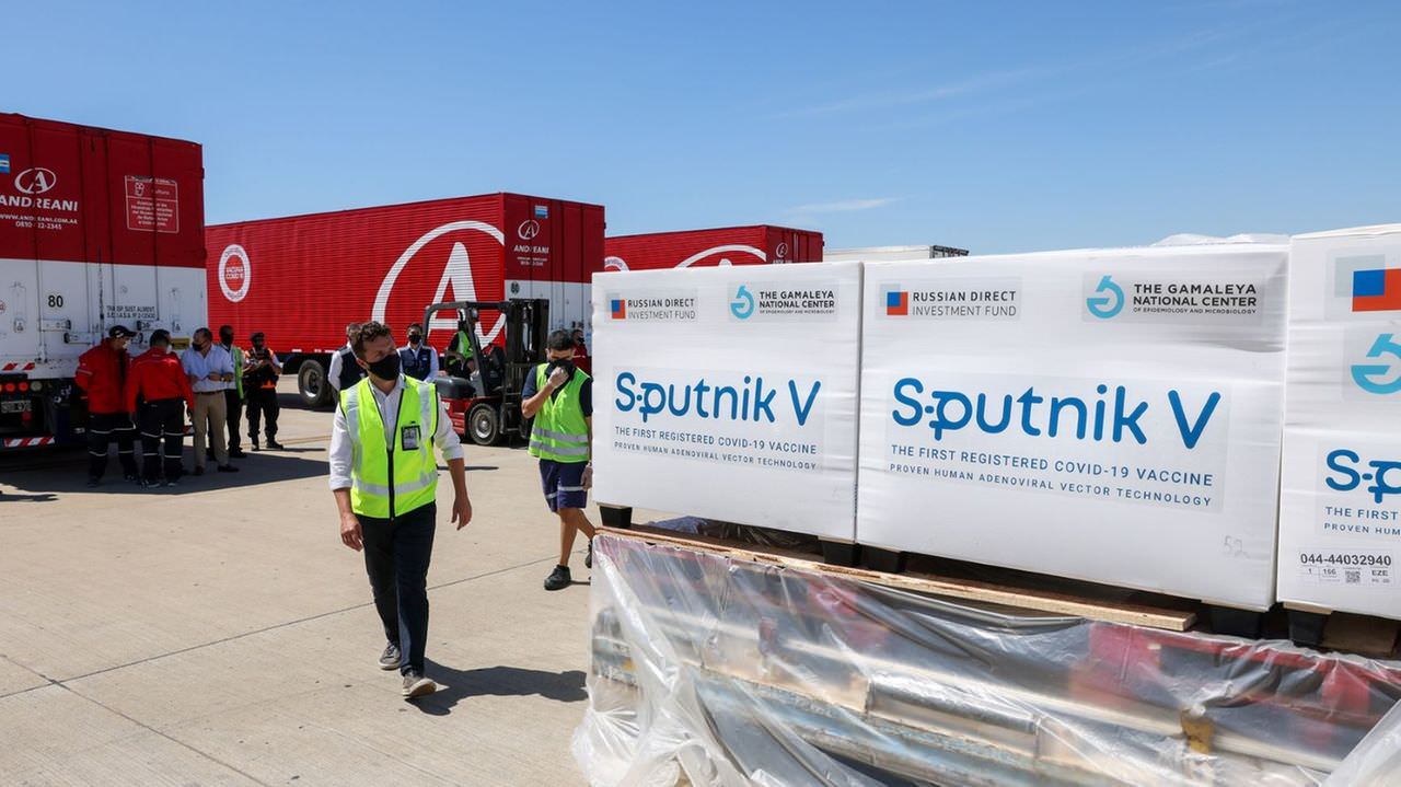 Nordeste encomenda 25 milhões de doses da vacina russa Sputnik
