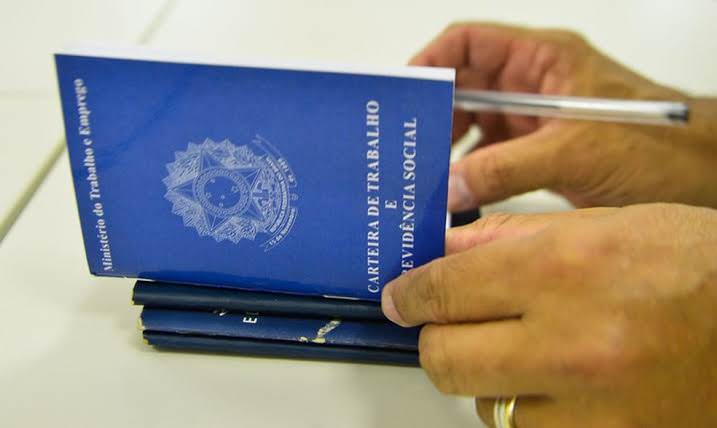 Desemprego atinge maior nível para o período na série histórica, diz IBGE