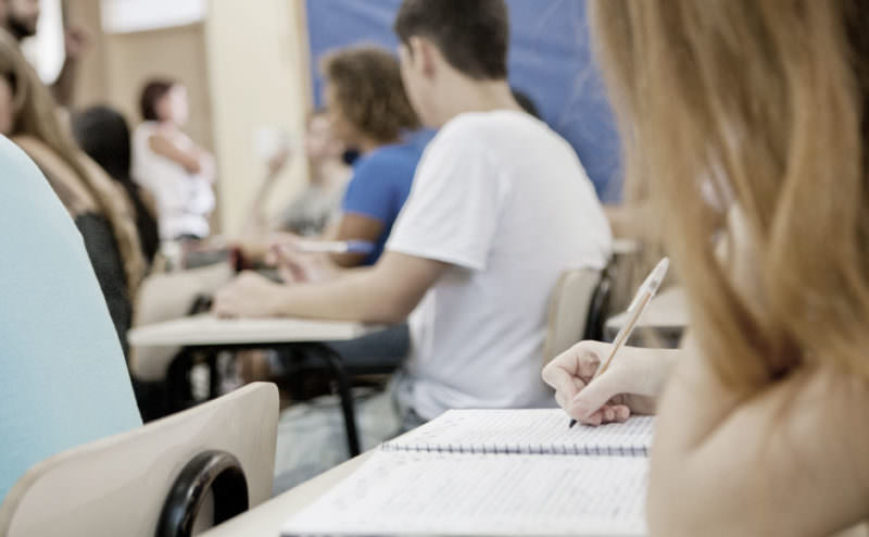 Em São Paulo, escolas devem priorizar filhos de profissionais da saúde