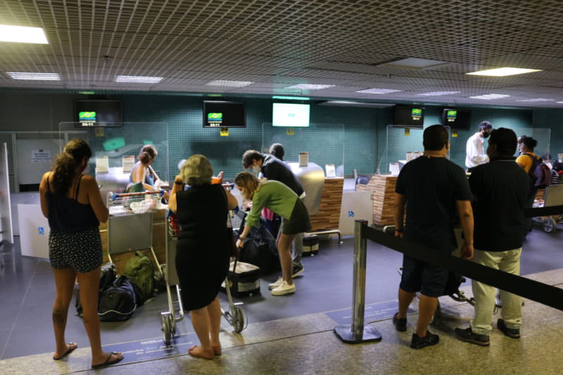 Deputados aprovam despacho gratuito de bagagem de até 23kg em voos nacionais