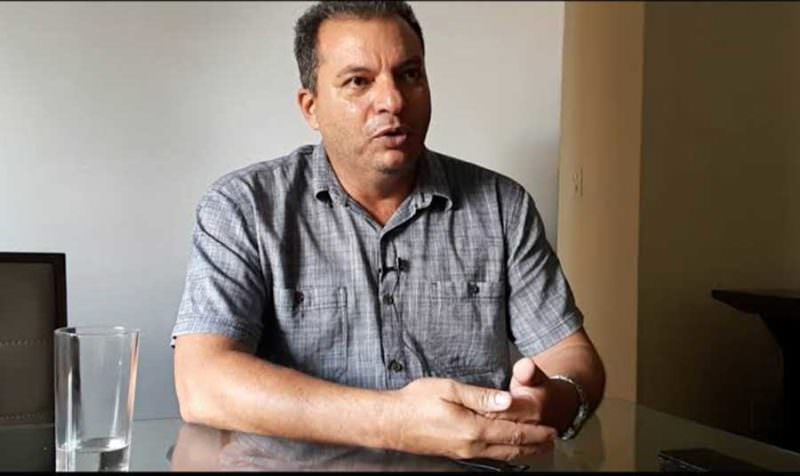 Ex-prefeito de Envira é suspeito de contratar empresa ‘de fachada’ por R$ 1,5 milhão