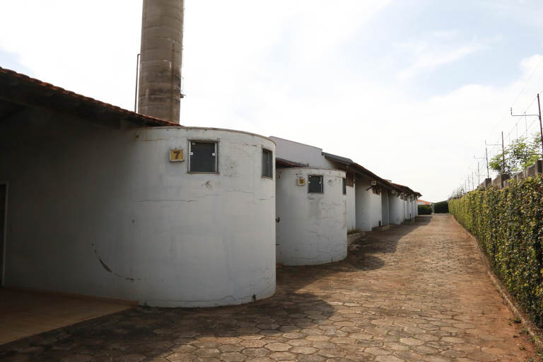 Motel desativado vira unidade para isolar pacientes com Covid-19