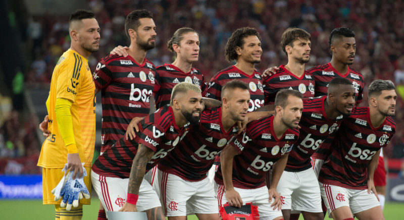 Com time titular, Flamengo entra em campo contra Bangu nesta quarta