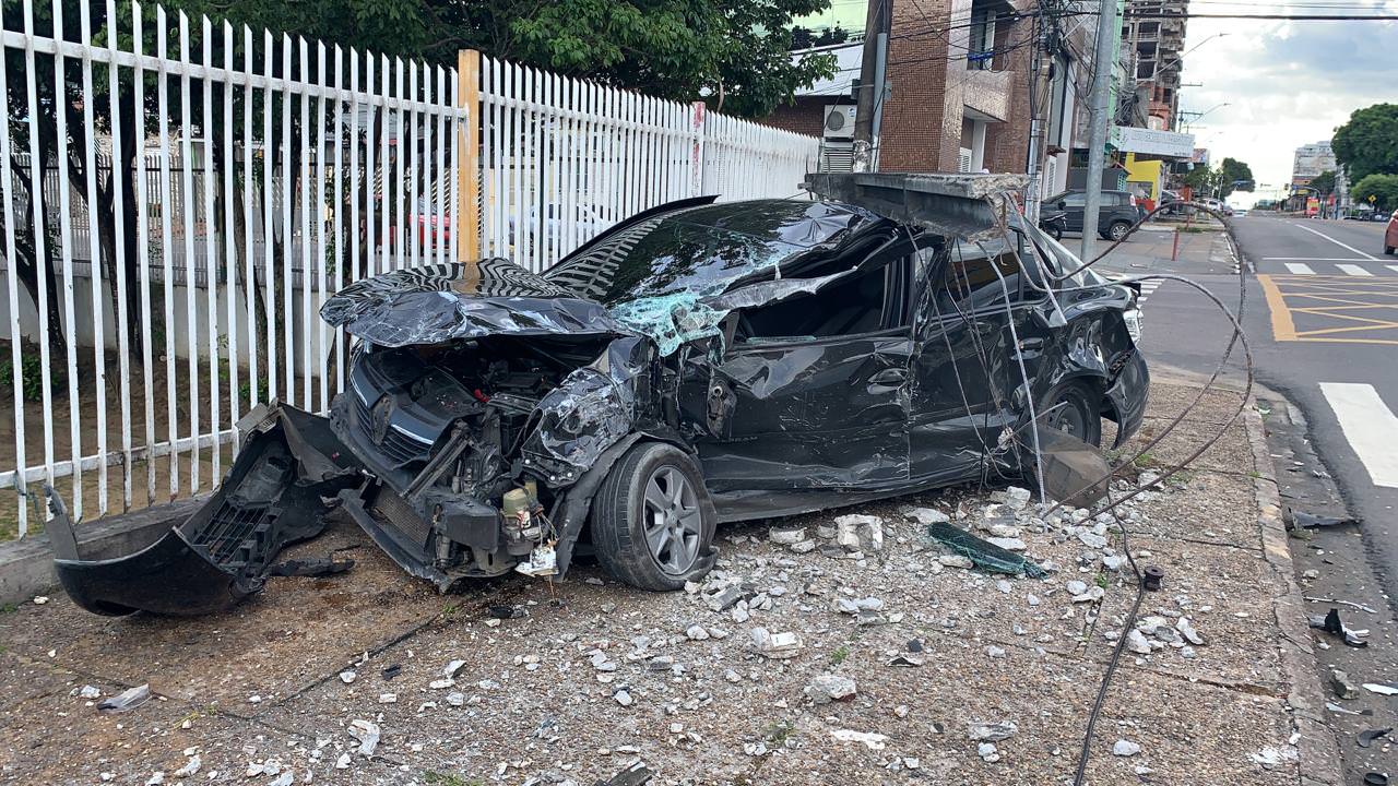 Motorista alcoolizado capota veículo e três pessoas ficam feridas em Manaus
