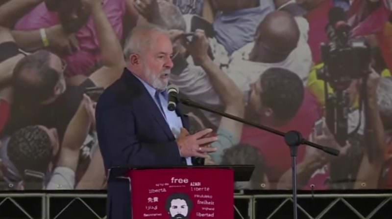 Não siga nenhuma recomendação imbecil do presidente ou do ministro da Saúde, diz Lula