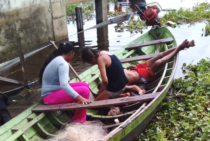 Pescador é assassinado dentro de canoa em guerra de facções criminosas; veja vídeo