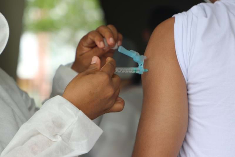 AM já tem quase 500 mil doses de vacina aplicadas