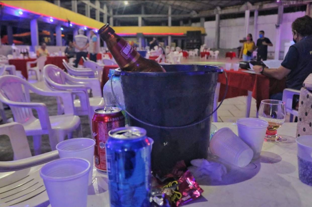 Festa clandestina com 300 pessoas é fechada em Manaus