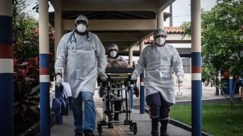 Pará: médicos relatam falta de remédios e mortes em fila por UTI no interior