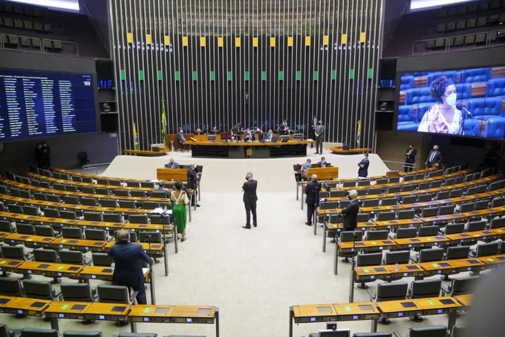 Câmara aprova em 1° turno texto-base da PEC Emergencial