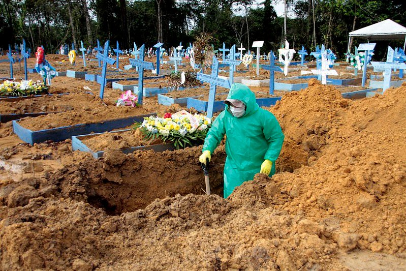 Manaus registra um total de 63 sepultamentos nesta quarta-feira