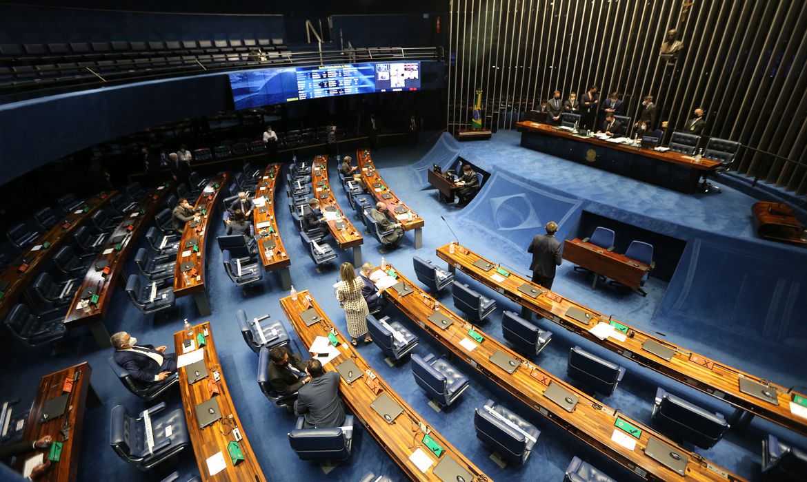Senado aprova texto-base da PEC Emergencial em primeiro turno