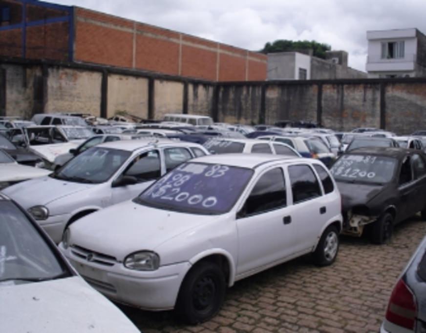 Polícia alerta sobre compra e venda de veículos: 'omitir informação é crime'