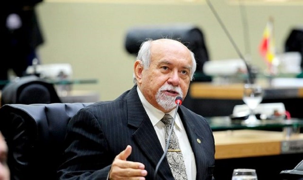 Em janeiro, Belarmino foi o único deputado a usar verba do cotão para fazer viagens