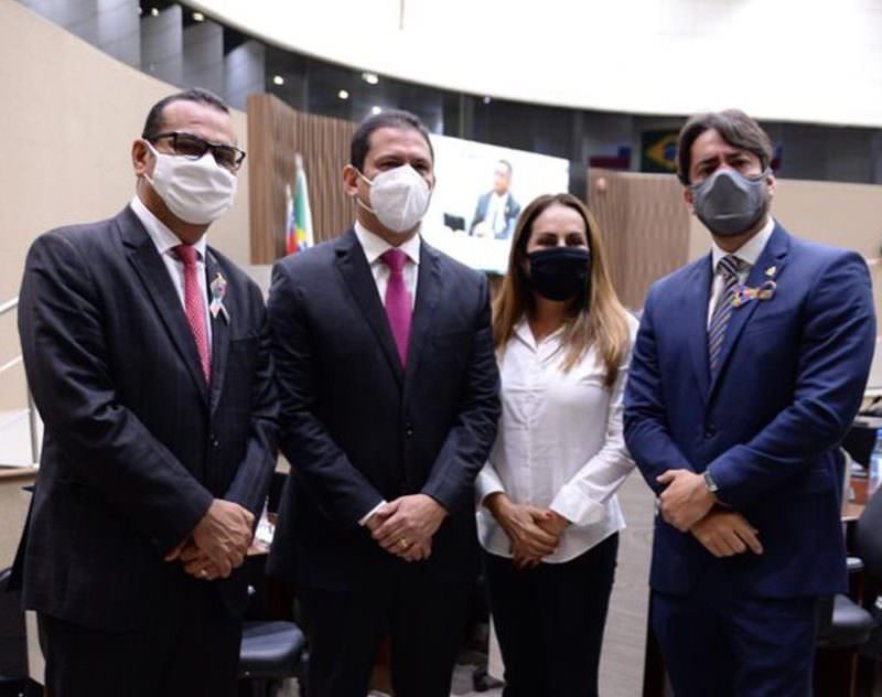 De olho nas eleições 2022, Marcelo Ramos visita vereadores na CMM