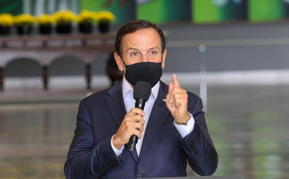 Doria admite disputar reeleição em aceno para rivais do centro