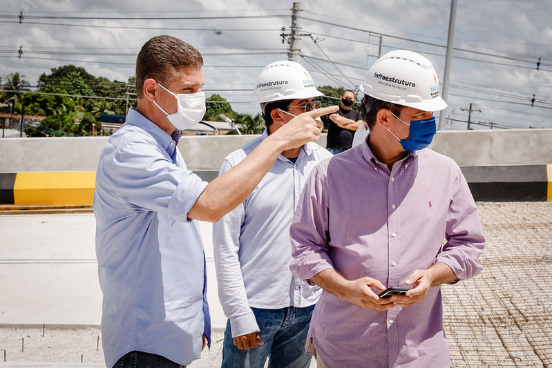 As obras do viaduto foram retomadas nesta segunda-feira (15), com previsão de entrega em 60 dias