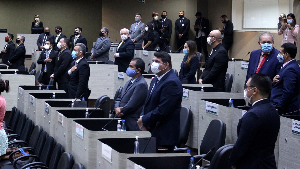 Vereadores aprovam suspensão de feriados durante a pandemia em Manaus