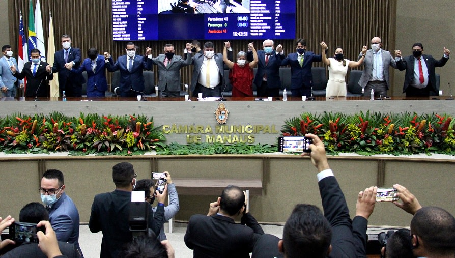Eleições 2022: disputa pode ficar mais acirrada com 'debandada' de vereadores da CMM