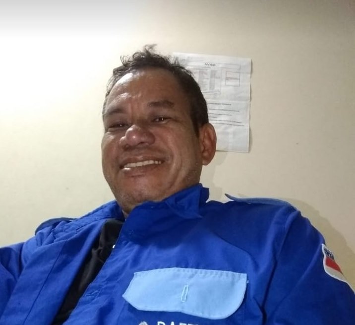 Mário se mantém firme e confiante por um emprego com renda fixa