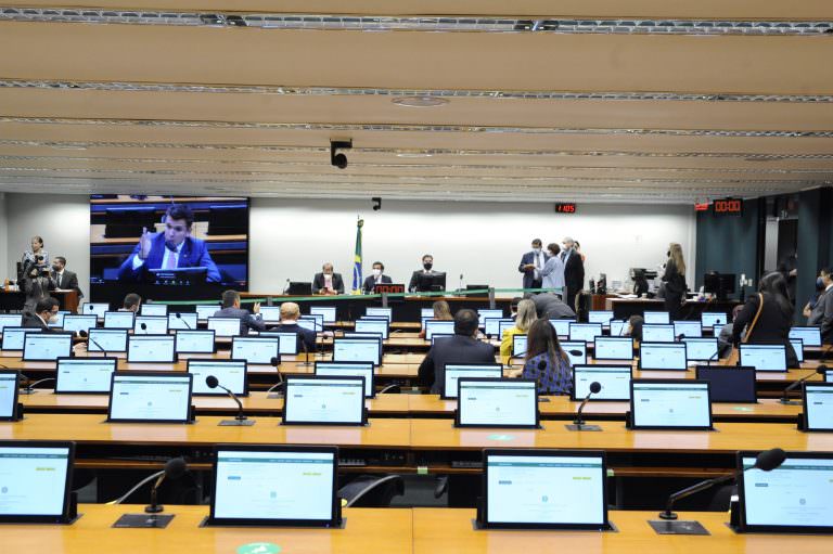 Mais dez comissões elegeram presidentes; eleições continuam nesta sexta-feira
