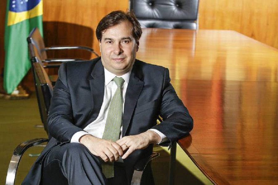 Rodrigo Maia decide deixar o DEM: ‘Vou me filiar ao MDB’