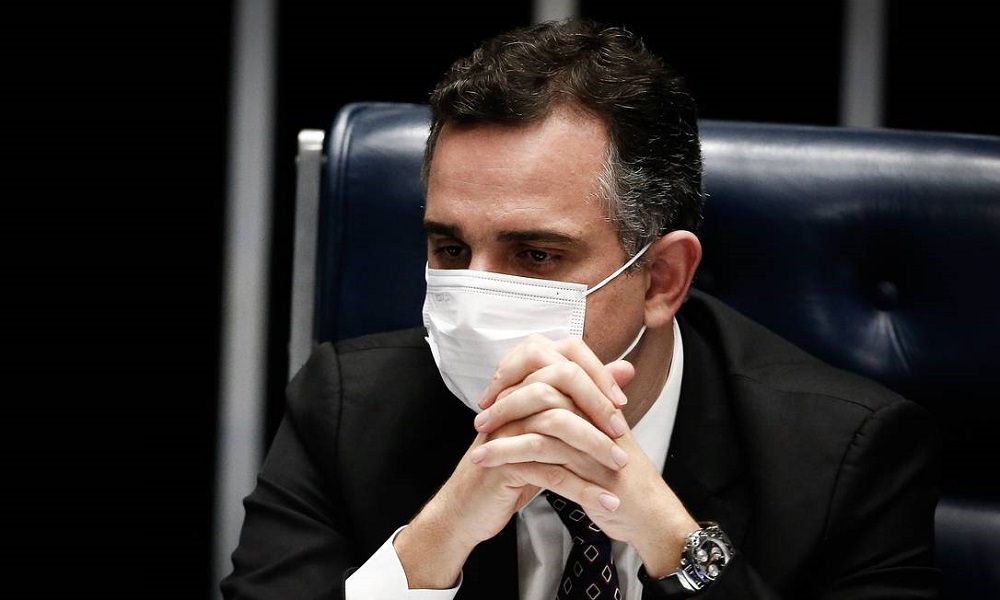 Rodrigo Pacheco critica fala de Ernesto Araújo contra Kátia Abreu e diz que política externa é 'capenga'