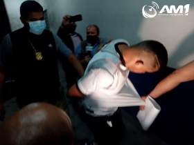 Suspeito de esconder drogas em casa é preso