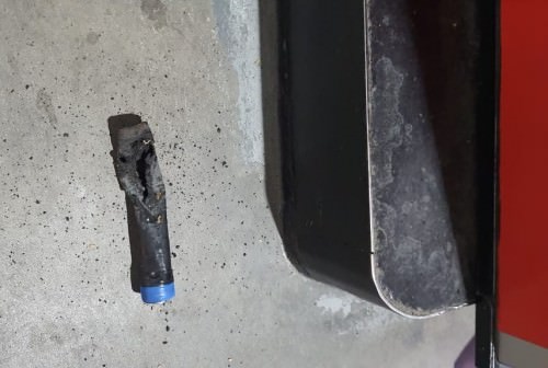 Explosivo é encontrado em posto de combustível em Manaus