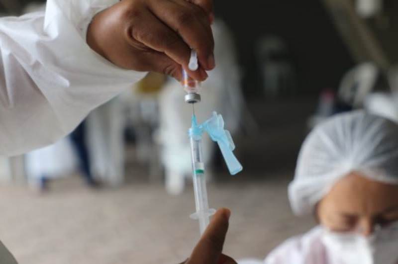 Quase 700 mil doses da vacina contra a Covid-19 foram aplicadas no AM