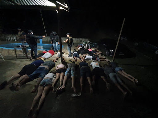 Projeto de Lei quer jogar baladeiros do Amazonas para o fim da fila da vacina