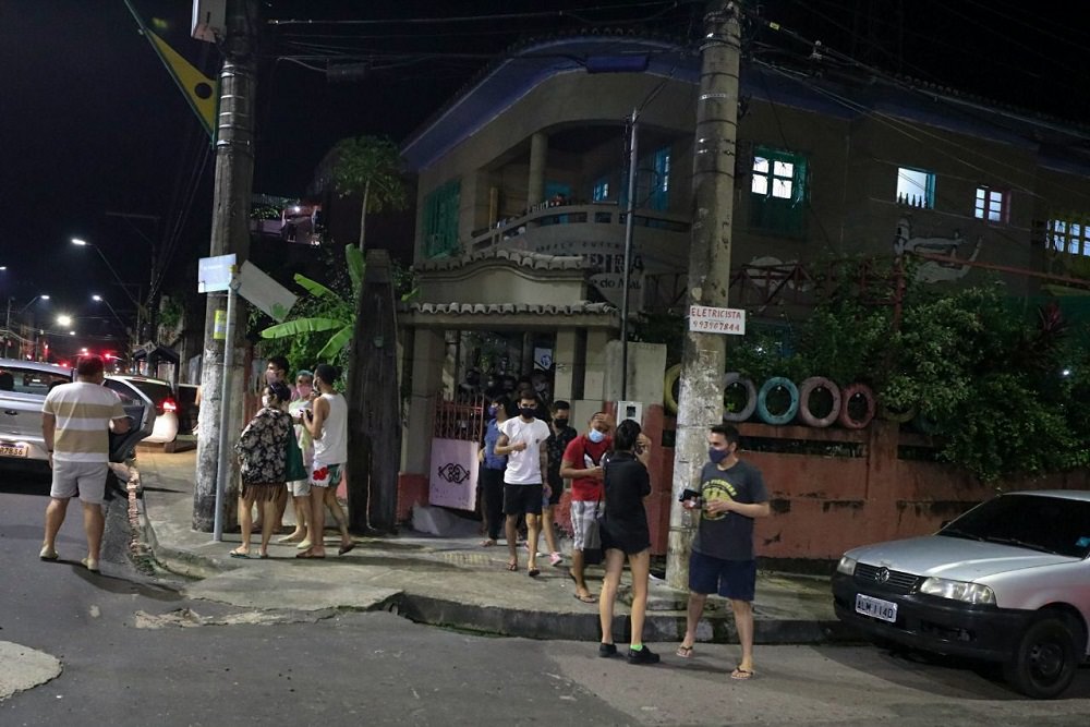 Fiscalização fecha 8 bares e festas clandestinas durante feriado religioso