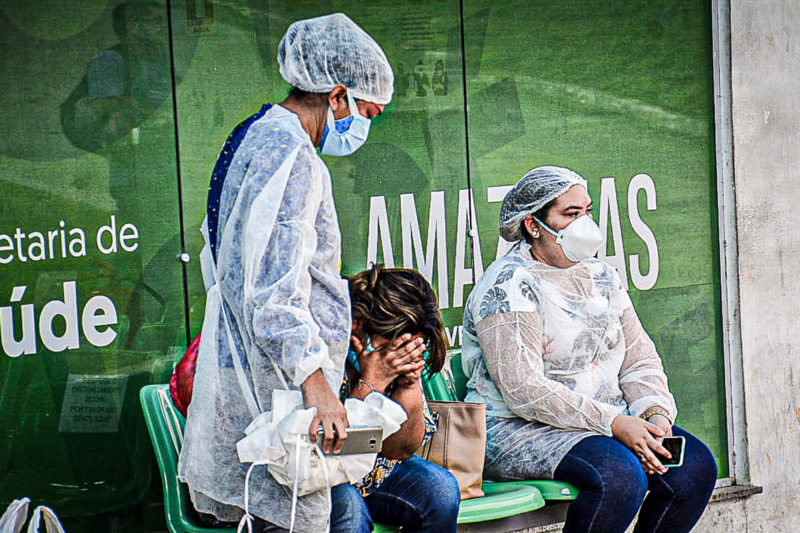 Cloroquina nebulizada: casal de médicos de Manaus recebeu sem trabalhar