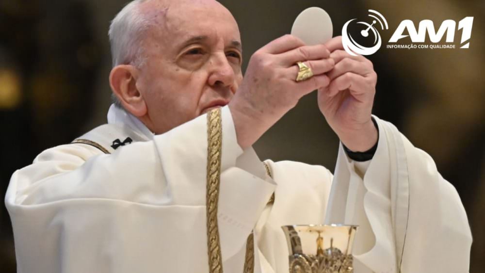 Em missa de Páscoa, papa Francisco pede mais vacinas para países pobres 