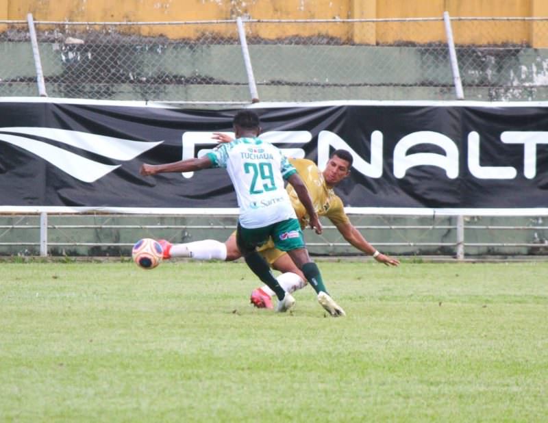 Técnico do Manaus prega respeito pelo adversário JC em quartas de final