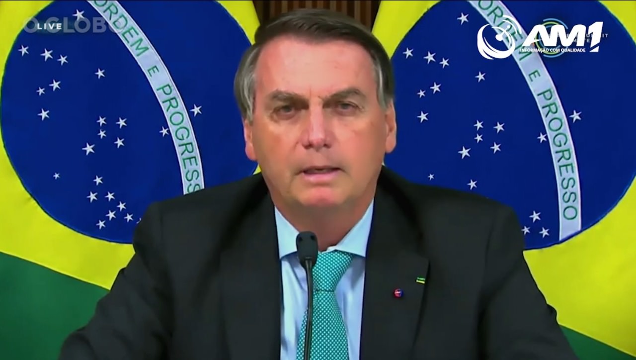 Bolsonaro muda o tom e aceita ajuda na cúpula do clima
